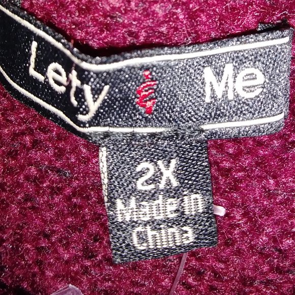 Lety & Me Maroon turtle neck Sweater button side design Size 2X - Picture 6 of 8